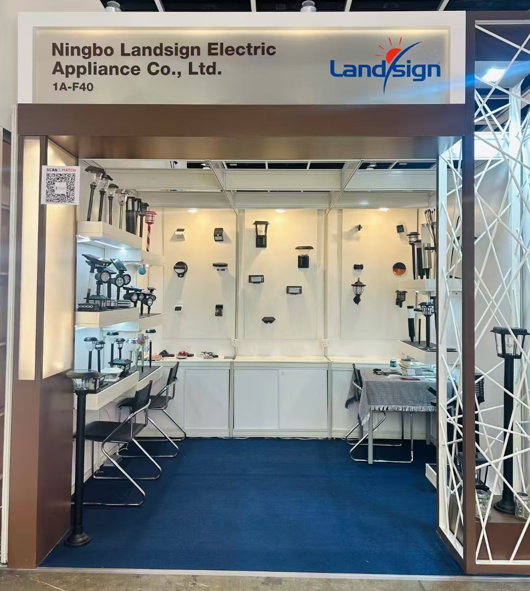 Das Unternehmen präsentiert innovative Solarleuchten auf der Hong Kong Lighting Fair